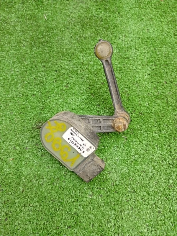 Датчик регулирвоки дорожного просвета Audi Q7 2005-2015 4L