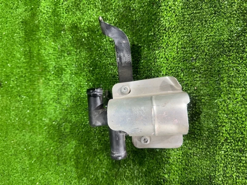 Насос помпа электрический Audi A6 2011-2018 C7