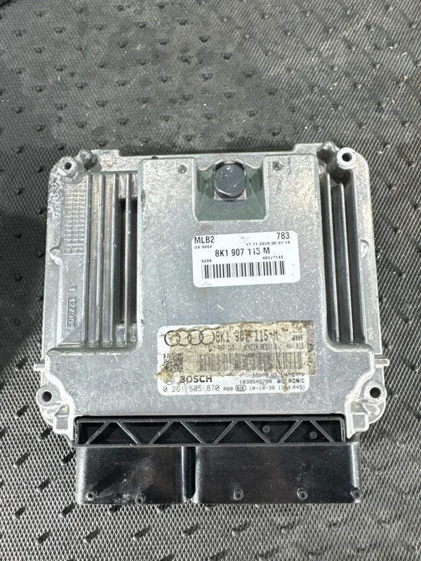 Блок управления двигателем Audi A4 2007-2015 B8