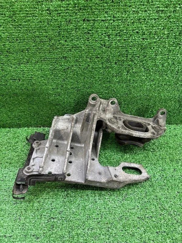 Кроштейн кпп Nissan Qashqai 2006-2014 J10