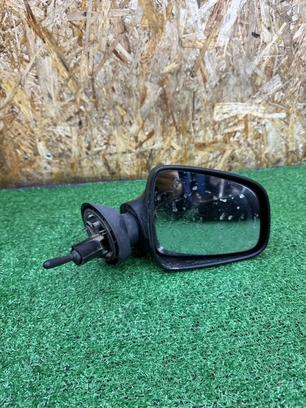 Зеркало заднего вида боковое Renault Sandero 2009-2014