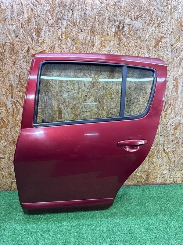 Дверь боковая Renault Sandero 2009-2014