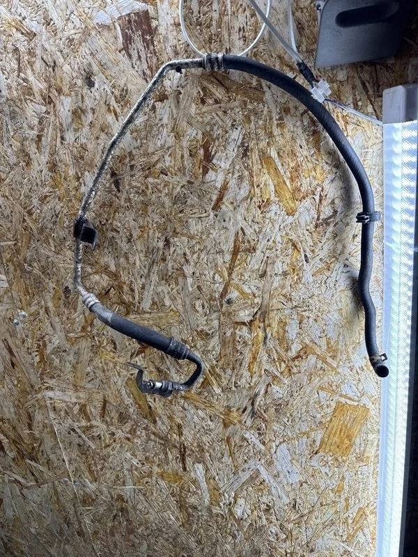 Трубка гидроусилителя руля Renault Sandero 2009-2014