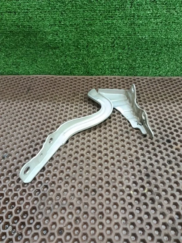 Петля капота Kia ceed 2012-2018