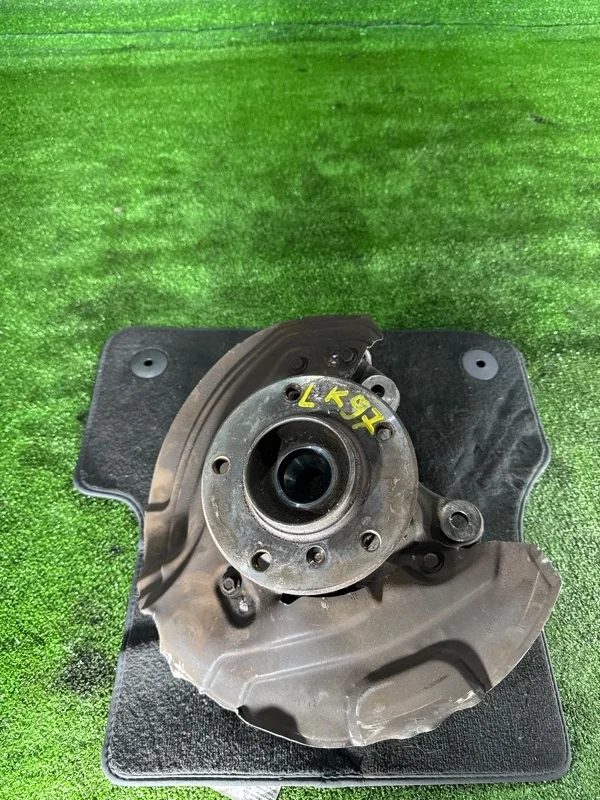 Кулак поворотный BMW X1 2009-2015 E84