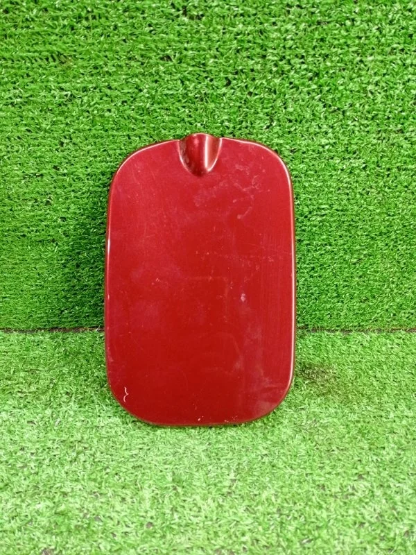 Лючок бензобака Renault Sandero 2009-2014