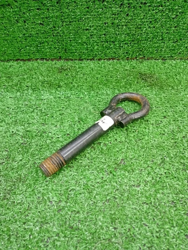 Крюк буксировочный Renault Sandero 2009-2014