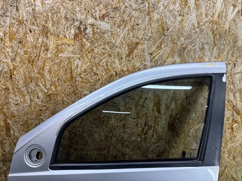 Стекло двери Renault Duster 2010-2021