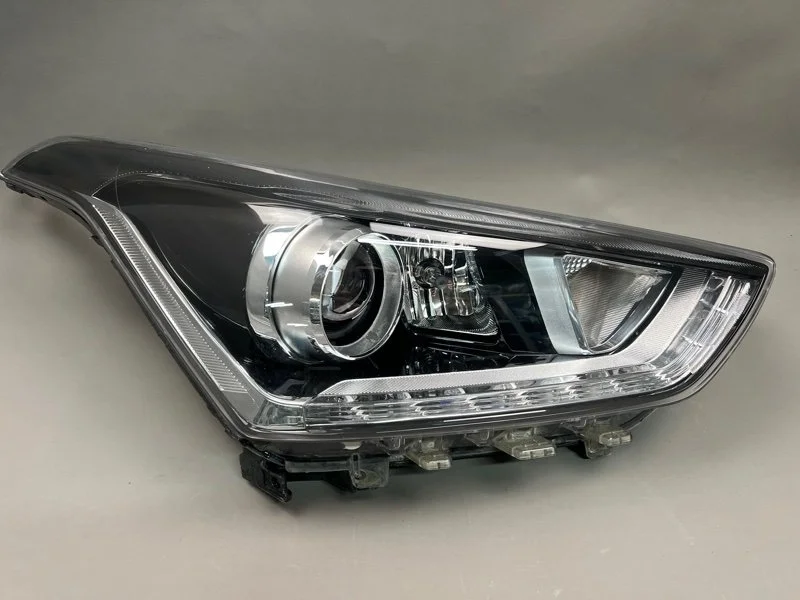 Фара Hyundai Creta 2016-2020 92102M0100 1, передняя правая