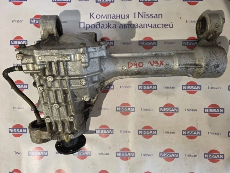 Редуктор моста Nissan Navara 2014 385005X21A D40 V9X, передний