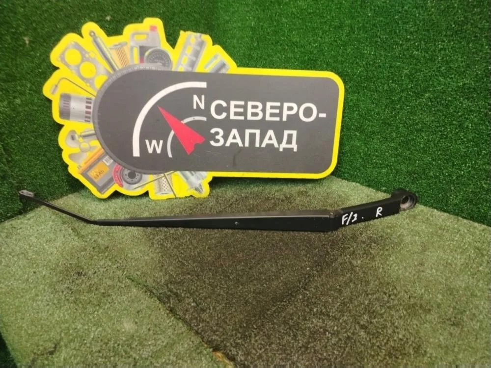 Поводок стеклоочистителя Subaru Forester 2018 86532SG060 S13 FB20B, правый