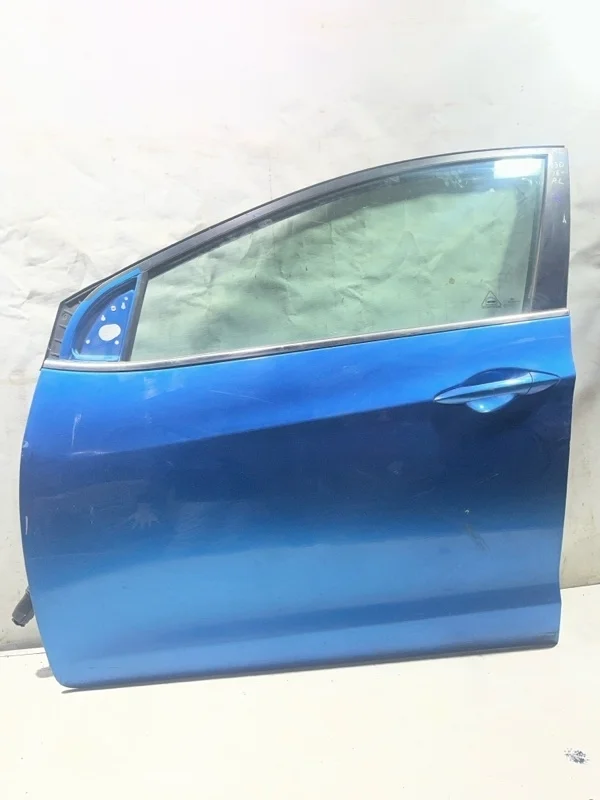 Дверь передняя левая Hyundai i30