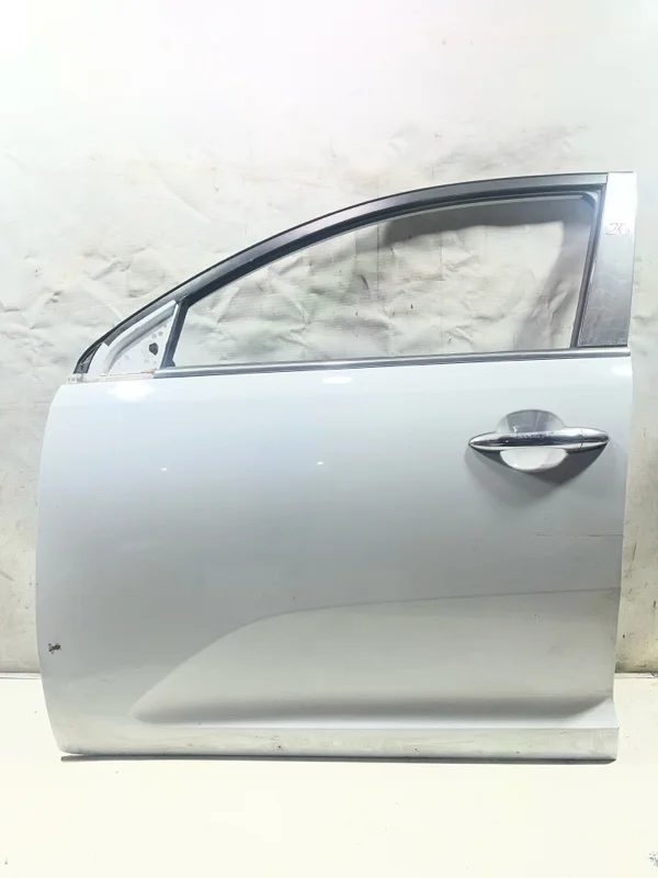 Дверь передняя левая KIA Sportage 3