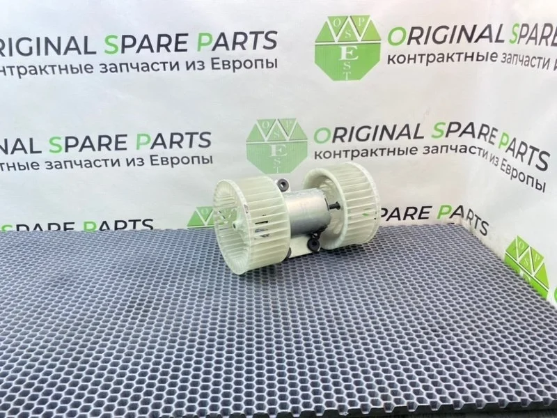 Вентилятор печки Bmw 5-Series 2002 64118385558 E39 TOURING M57D25