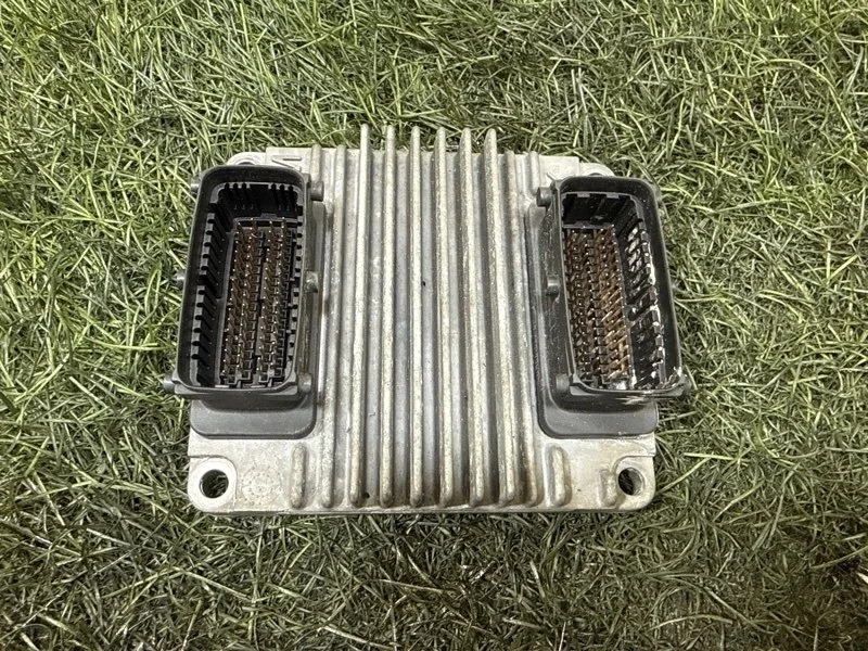 Блок управления двигателем OPEL MERIVA 2001-2005 12242000 Z16XE