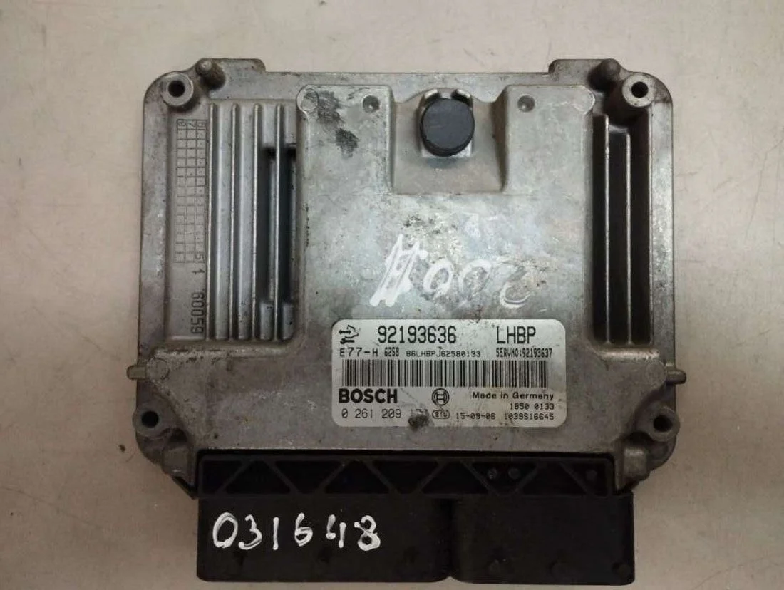 Блок управления двигателем 92193636 Chevrolet Captiva 3.2 Бензин