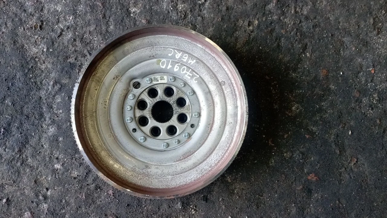 Маховик 270910 Mercedes-Benz C W205 1.6 Бензин