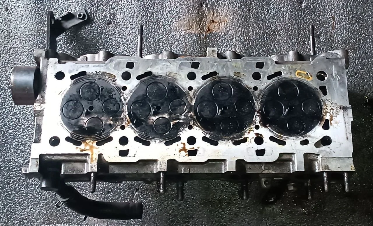 Головка блока цилиндров D4EB Hyundai Santa FE 2 (CM) 2.2 Дизель