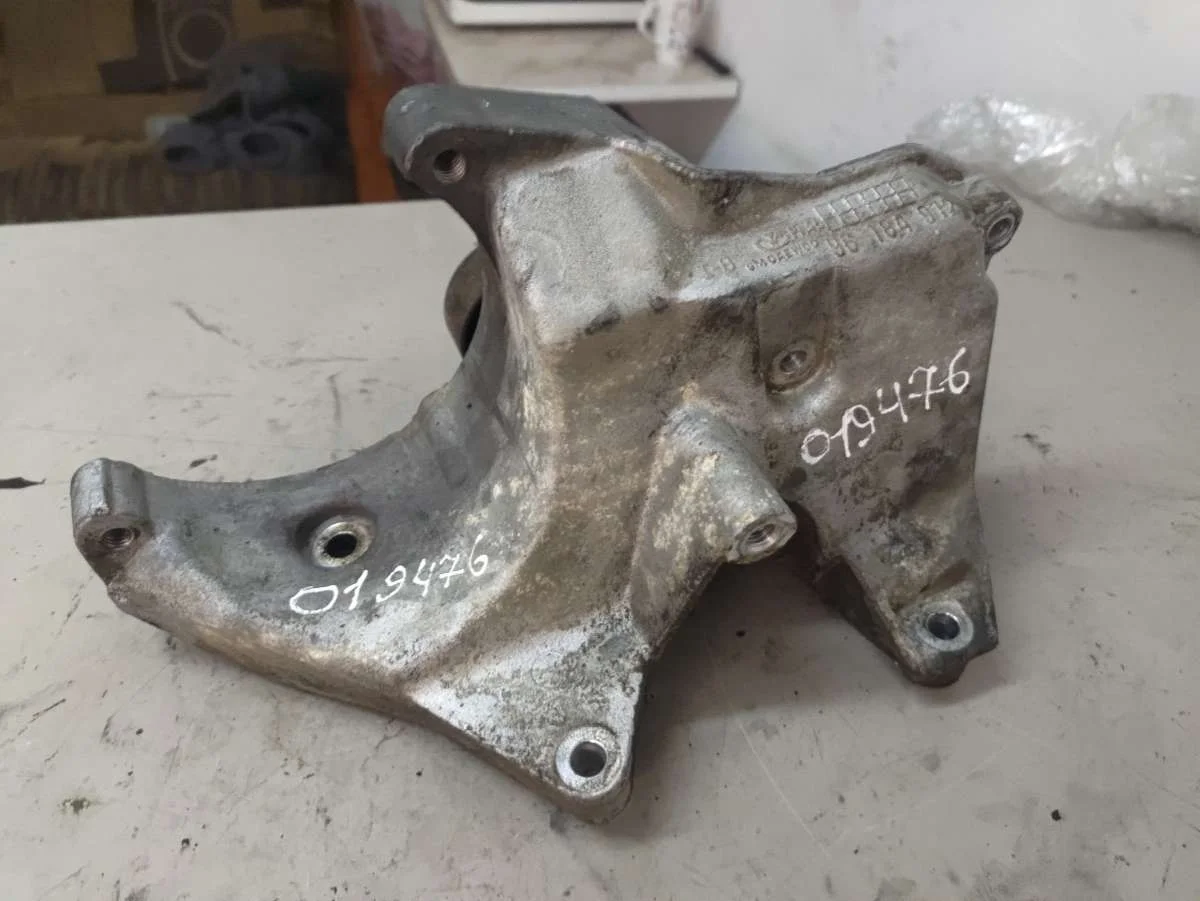 Кронштейн гидроусилителя 96435138 Chevrolet Captiva 2.4 Бензин