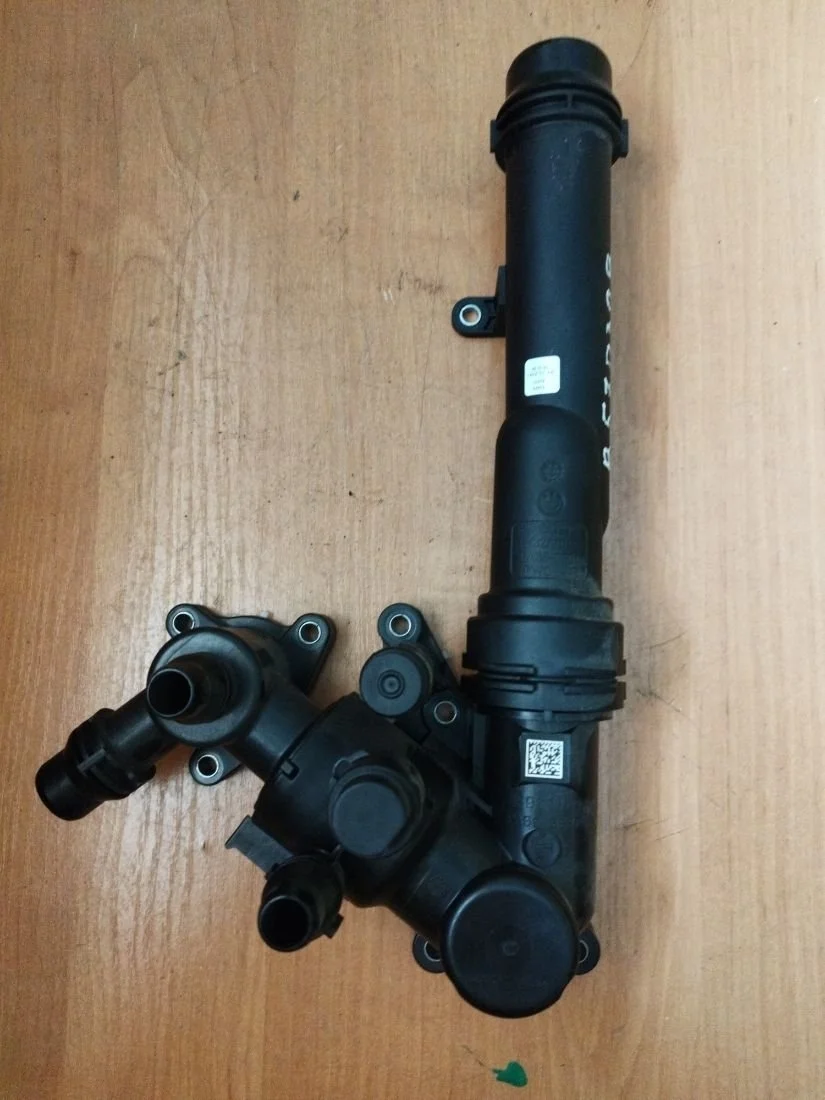 Корпус термостата B57D30B BMW 5 G30/G31 3.0 Дизель