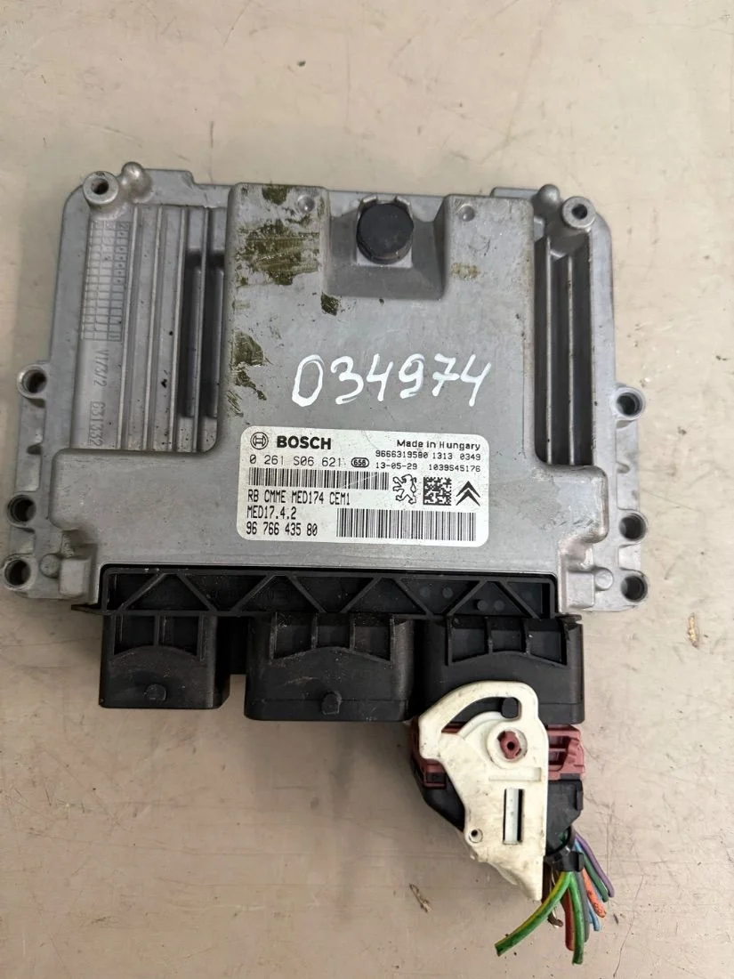 Блок управления двигателем 0261S06621 Peugeot 308 1 1.6 Бензин