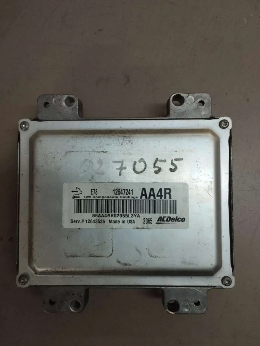 Блок управления двигателем 12647241 Opel Astra J 1.4 Бензин