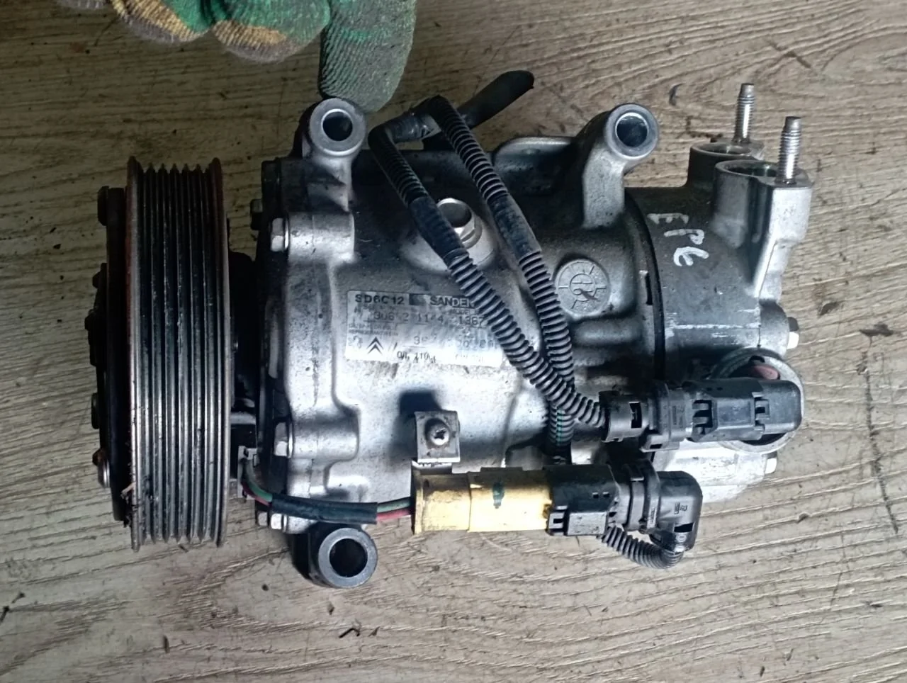 Компрессор кондиционера 9678656080 Peugeot 308 1 1.6 Бензин