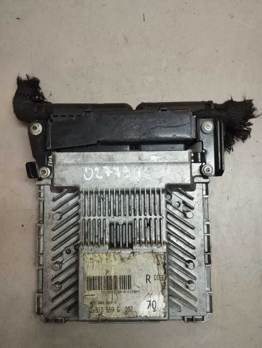 Блок управления двигателем 4F1907559D Audi A6 C6 (S6,RS6) 3.2 Бензин