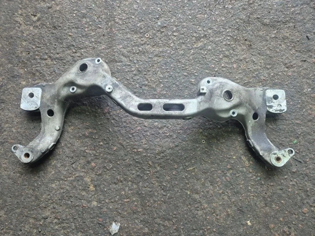 Балка подвески передняя (подрамник) 94837530904 Porsche Cayenne 958 4.8 Бензин