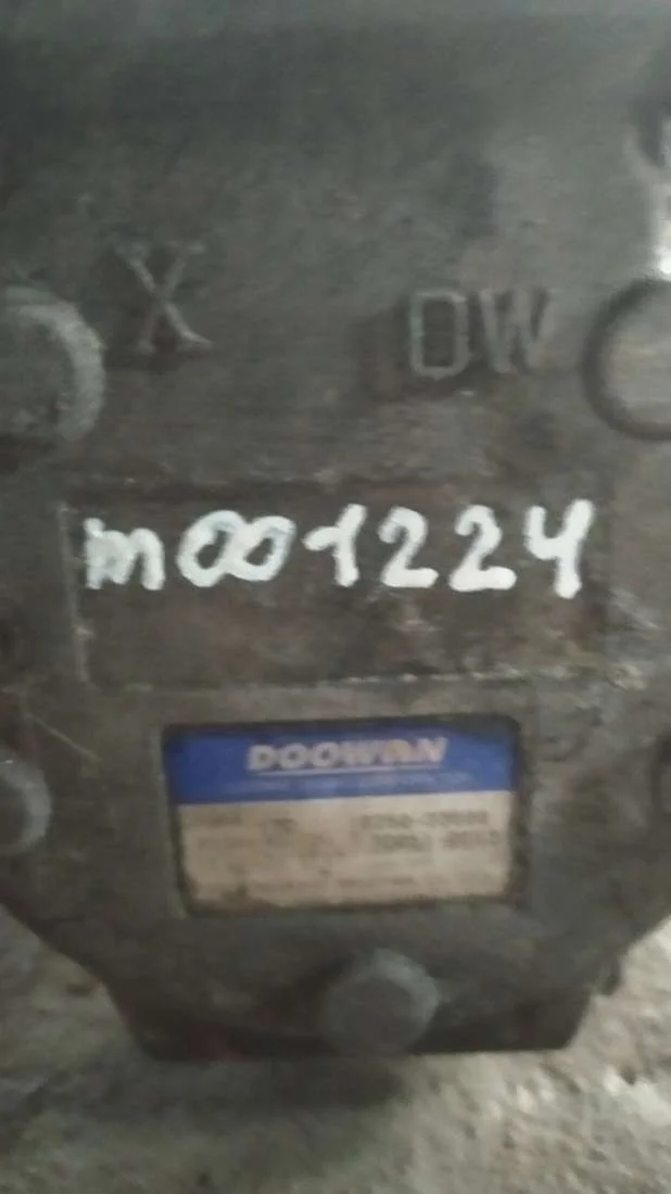 Компрессор кондиционера 1625023500 Hyundai Starex 2.5 Дизель