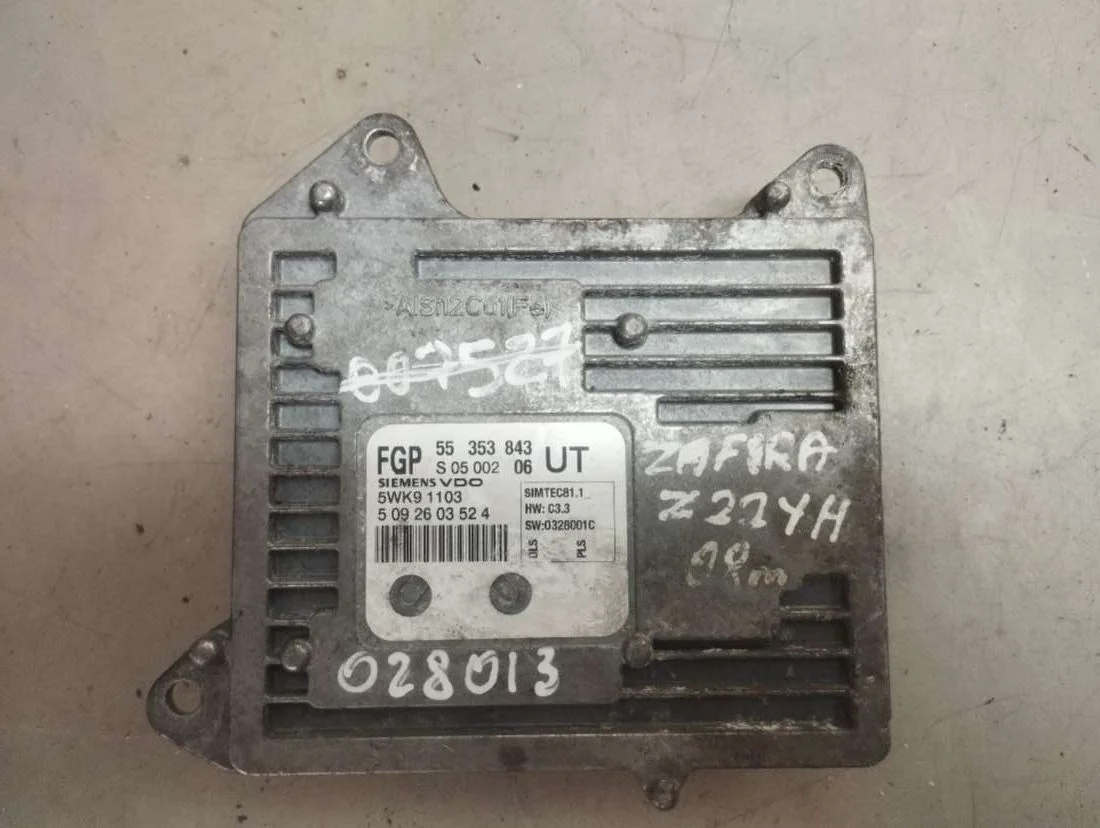 Блок управления двигателем 5WK91103 Opel Zafira A 2.2 Дизель