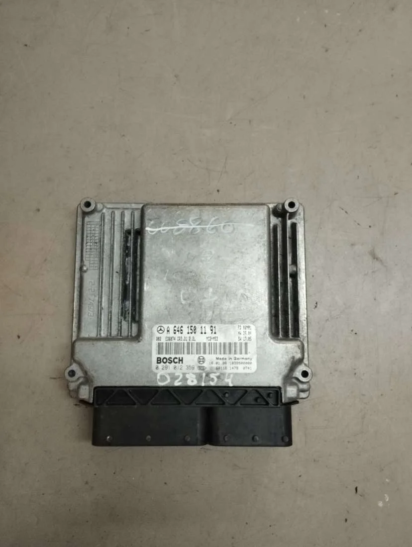 Блок управления двигателем A6461501191 Mercedes-Benz Vito W638 2.2 Дизель