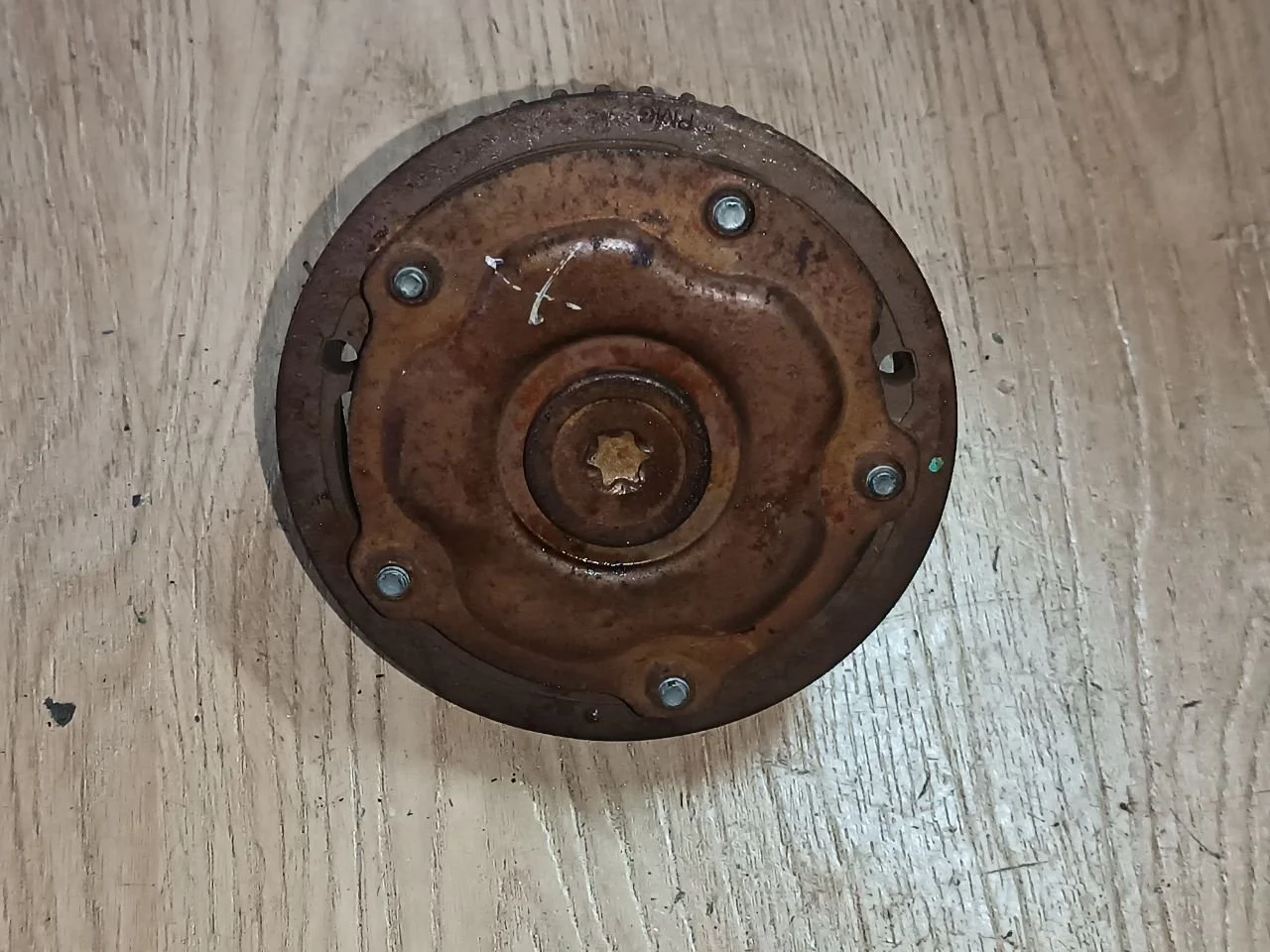 Фазорегулятор 55567049 Chevrolet Cruze J300 restailing 1.6 Бензин