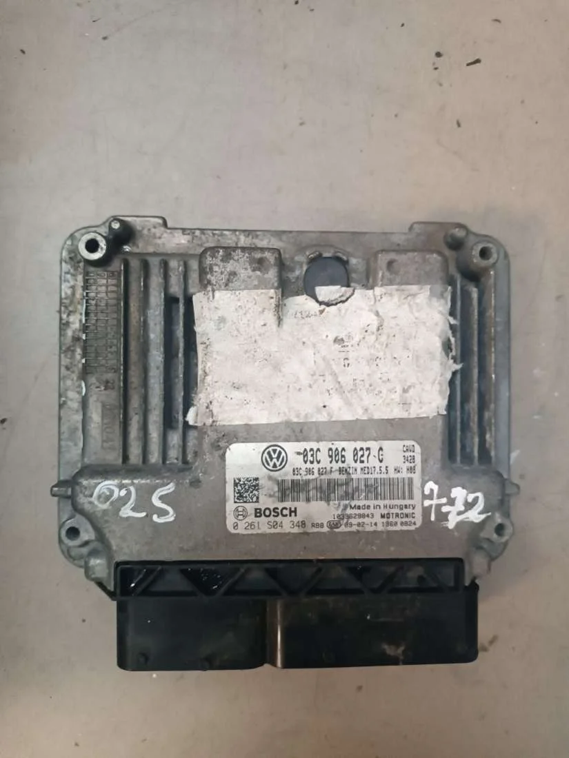 Блок управления двигателем 03C906027G Volkswagen Scirocco 1.4 Бензин