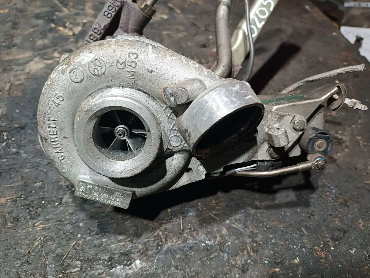 Турбина A6460901080 Mercedes-Benz E W211 2.2 Дизель