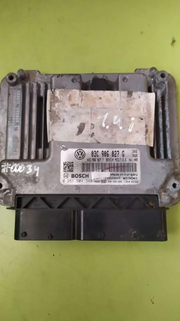 Блок управления двигателем 03C906027G Volkswagen Scirocco 1.4 Бензин