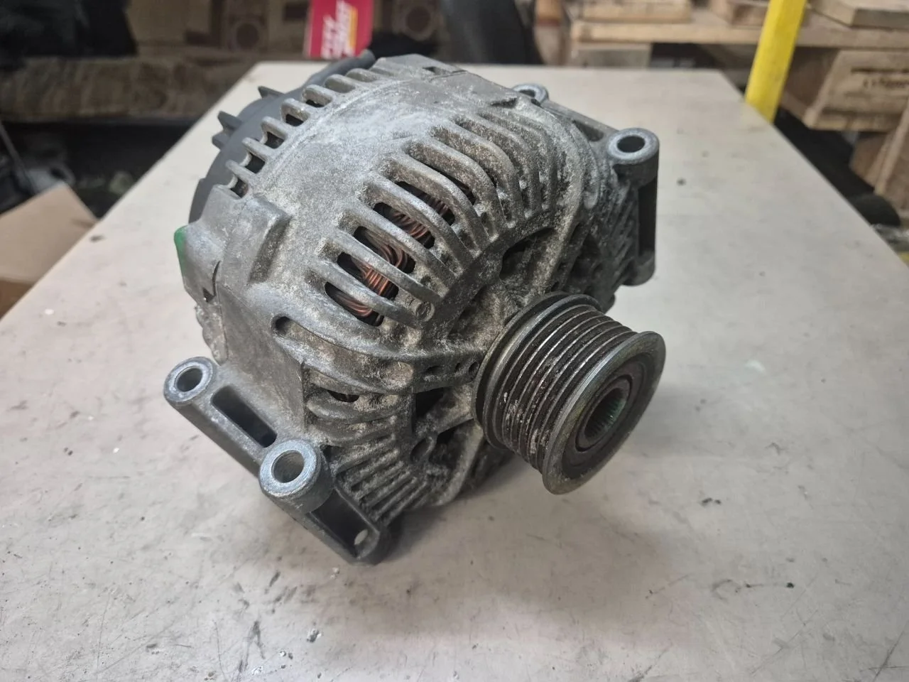 Генератор 06E903016D Audi A6 C6 (S6,RS6) 2.0 Бензин