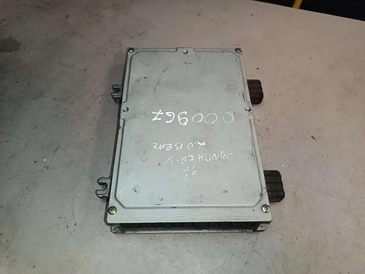 Блок управления двигателем 37820P3FG51 Honda CR-V 1 2.0 Бензин