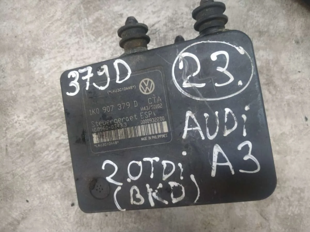 Блок АБС (ABS) 1K0907379D Audi A3 8P (S3,RS3) 2.0 Дизель