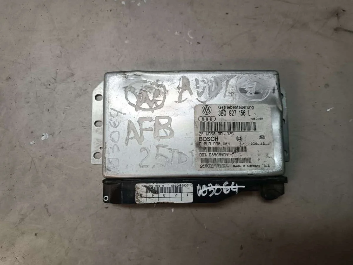 Блок управления АКПП 3B0927156L Volkswagen Passat B5 0