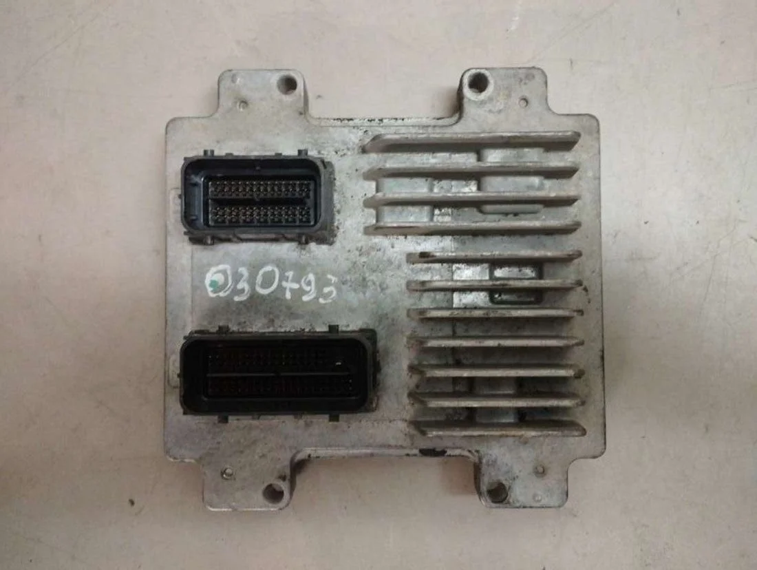 Блок управления двигателем E8312659379 Chevrolet Orlando 1.6 Бензин