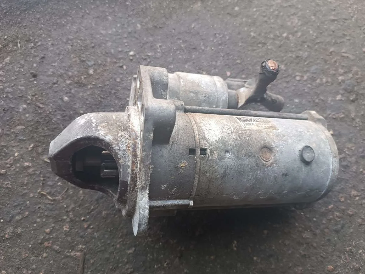 Стартер 25183761 Chevrolet Captiva 2.2 Дизель