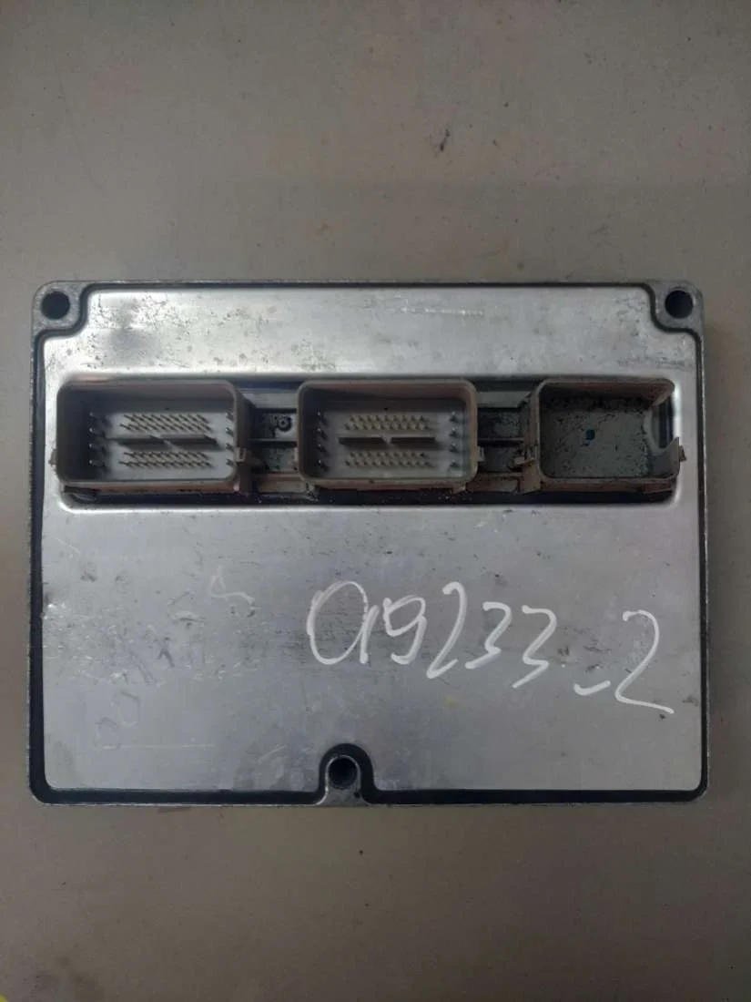 Блок управления двигателем 3M5112A650GD Ford Focus 1 1.8 Бензин