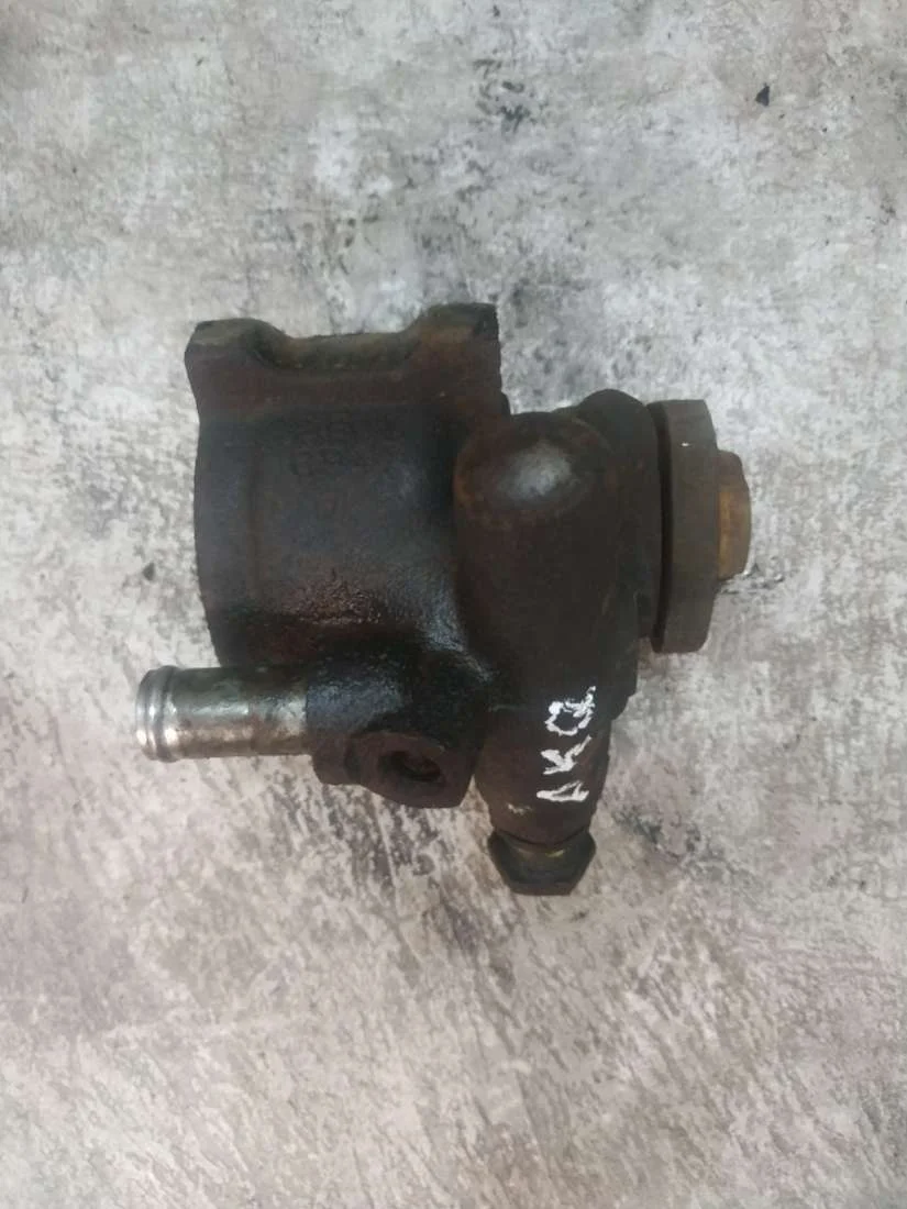 Насос ГУР 6N0422154E Volkswagen Golf 4 1.4 Бензин