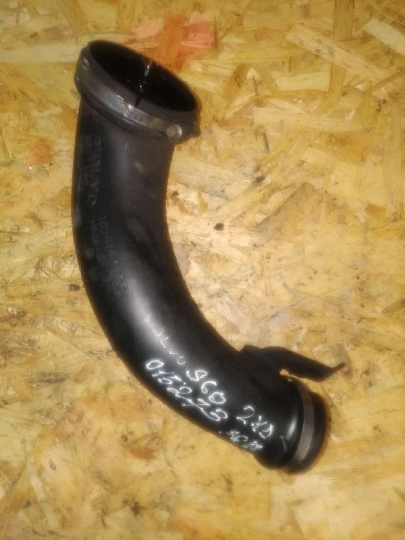 Патрубок турбины 1029192 Volvo S60 2 2.4 Дизель