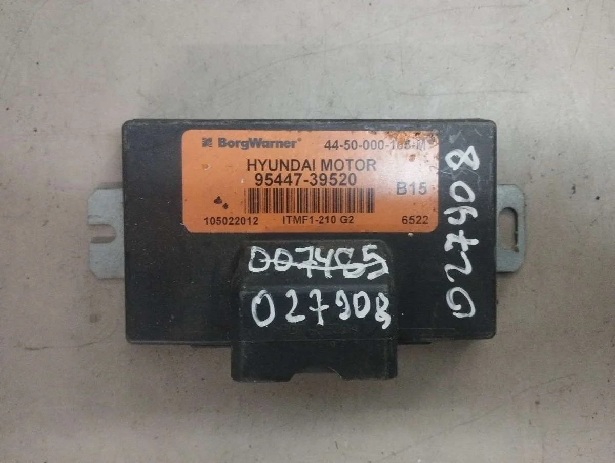 Блок управления раздаточной коробки 9544739520 Hyundai Santa FE 2 (CM) 0