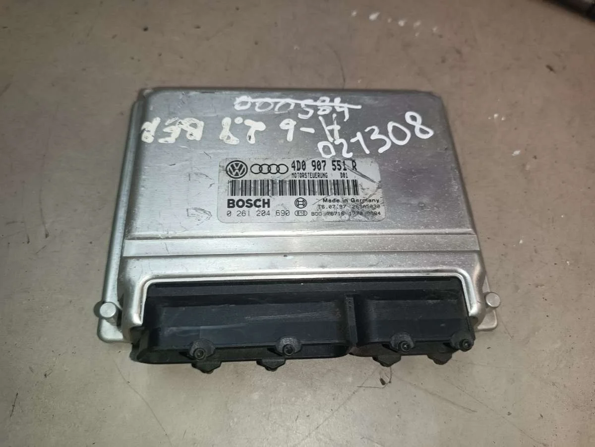 Блок управления двигателем 0261204690 Audi A6 C5 (S6,RS6) 2.8 Бензин