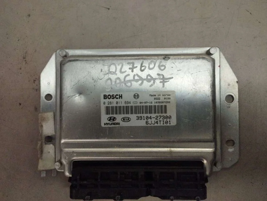 Блок управления двигателем 0281011694 Hyundai Tucson 1 2.0 Дизель