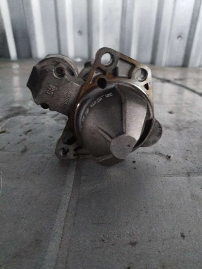 Стартер 25183761 Chevrolet Captiva 2.2 Дизель