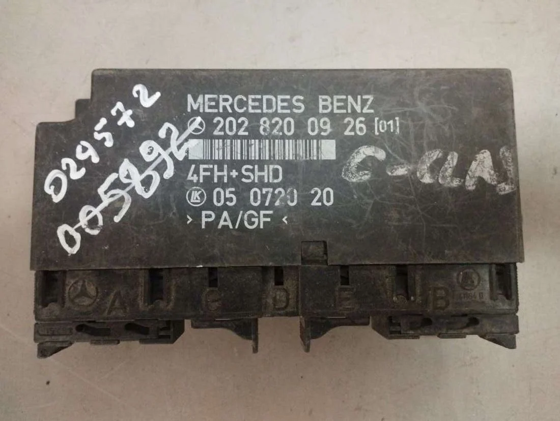 Блок комфорта 2028200926 Mercedes-Benz C W202 0